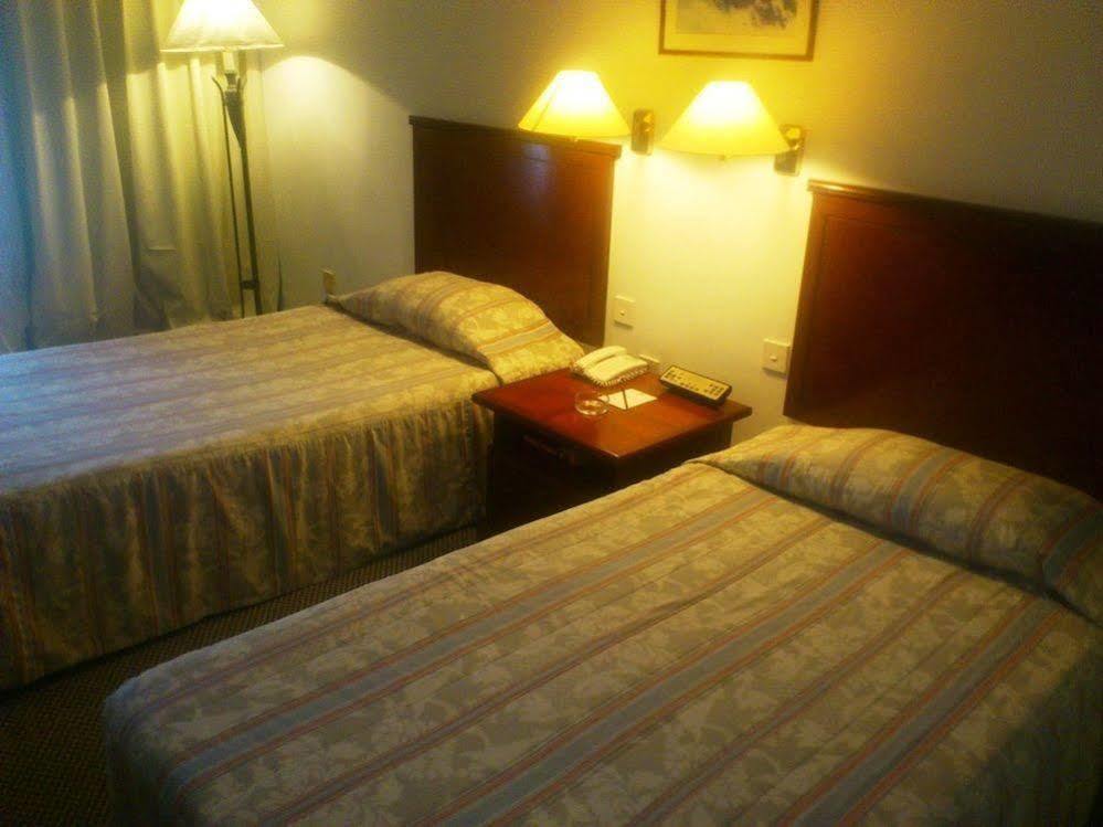 GOCOS Hotel Klang Eksteriør billede